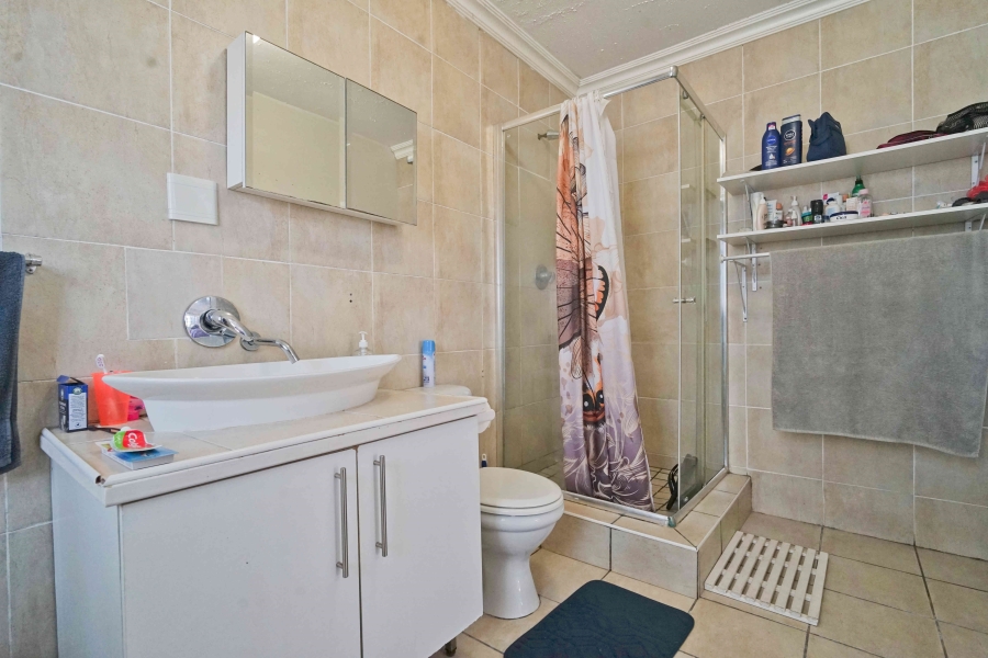 5 Bedroom Property for Sale in Vincent Eastern Cape